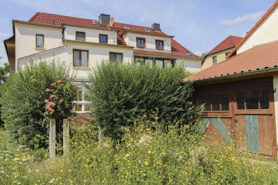 Sömmerda: Gepflegtes Einfamilienhaus an der Altstadt mit schönem Garten & Garage