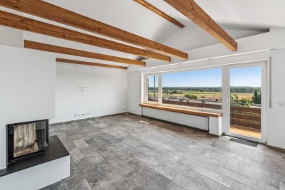 Schöne Haushälfte in Oberelchingen - mit ELW, Garten und top Aussicht!