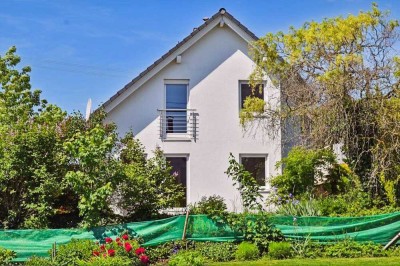 Wohnglück im zauberhaften Stadthaus mit kleinem Garten aber ohne Stellplatz