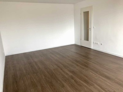 Großzügige 2-Zimmer Wohnung mit zwei Balkonen in Oberschleißheim