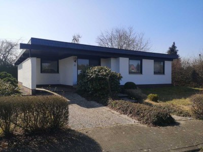 Winkelbungalow in schöner Sackgassenlage in Wrist zu verkaufen