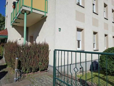 2 ZKB mit s/w - Balkon im EG (auch für Senioren geeignet)