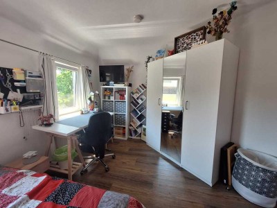 Helle 3,5-Zimmer Wohnung in Ludwigsburg mit EBK