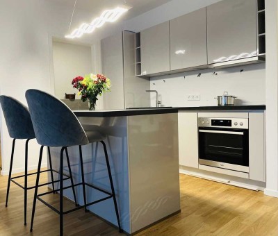 Exklusive, 1,5-Zimmer Neubau Wohnung mit Balkon und Einbauküche in Berlin