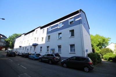 Moderne 2 Zimmer Wohnung mit EBK und tollem Tageslichtbad!