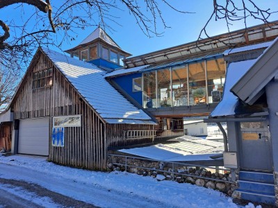 Bauernhaus mit Stall für drei Pferde