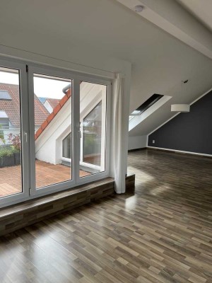 Helle 3-Zimmer Dachgeschosswohnung mit Balkon in Leingarten