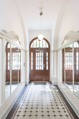 Top Invest: 2-Zimmer Altbau mit Balkon in bester Wilmersdorf Lage!