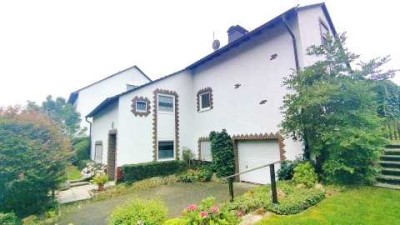 Ahnatal-OT - Gepflegtes Einfamilienhaus mit Garage