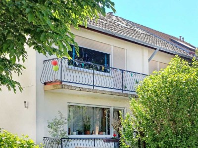 Geräumige 3 1/2 Zimmer Wohnung mit Balkon und Garage Verfügbar ab 01.07.2025 bzw. nach Absprache