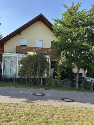 Einfamilienhaus mit Einliegerwohnung