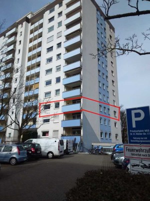 4-Zimmer-Wohnung mit Balkon und Schwimmbadbenutzung in Heppenheim