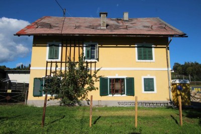 Handwerker aufgepasst! Sanierungsbedürftiges Wohnhaus in Föderlach