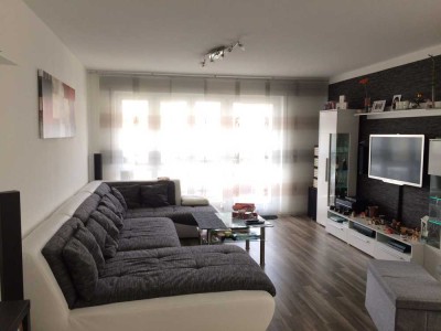 Exklusive 3,5-Zimmer-Wohnung mit EBK in Besigheim