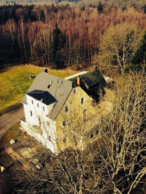 VILLA - JAGD ODER
FORSTHAUS IM KÖNIGSWALD / HUNSRÜCK 
VON PRIVAT ZU VERKAUFEN