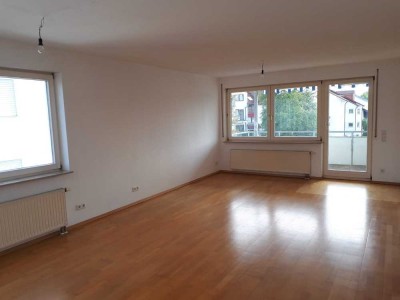 Moderne 3-Zimmer-Wohnung mit Balkon im 2. OG in Freiberg am Neckar