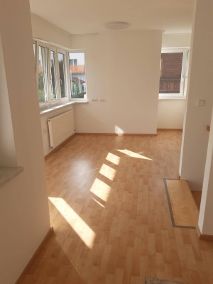 Traumhafte 2-Zimmerwohnung in Mutters für Single