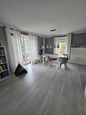 Stilvolles Einfamilienhaus mit umweltfreundlicher Ausstattung in traumhafter Umgebung