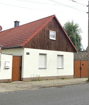 Attraktives freistehendes Einfamilienhaus in verkehrsgünstiger Lage mit vielfältigen Nutzungsmöglich