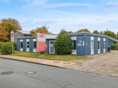 Gepflegte Gewerbeimmobilie mit separatem Wohnhaus und vielseitigen Optionen