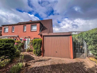 Ihr neues Zuhause am See: Schickes Reiheneckhaus mit Garage und Wintergarten