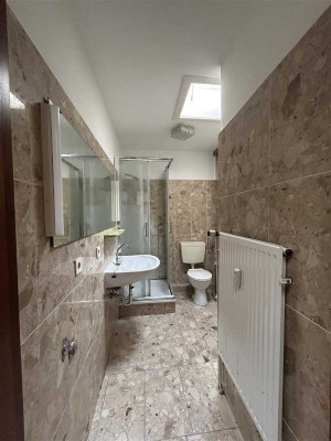 Wohnen im Grünen - viel Tageslicht - 2 Zimmer