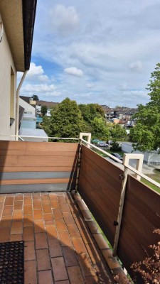 3,5 Zimmer-Whg. mit Balkon zum 01.12.2025