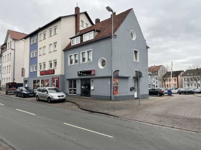 Wohn- und Geschäftshaus mit langfristig vermieteter Pizzeria und zwei Wohneinheiten