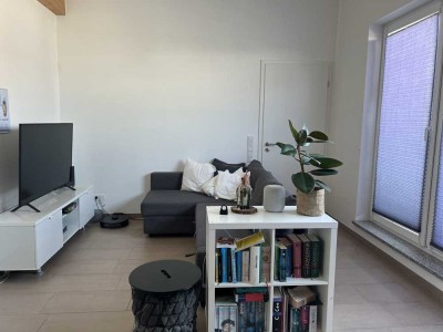 Geschmackvolle 2-Raum-Wohnung mit Balkon und EBK in Grafing bei München