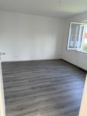 Preiswertes, vollständig renoviertes 7-Raum-Einfamilienhaus in Oberndorf am Neckar