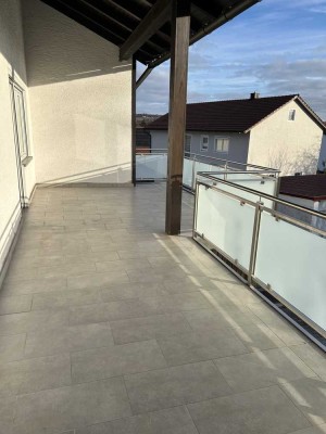 Geräumige 5-Zimmer Wohnung mit Balkon in Fürstenzell