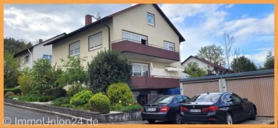 499.000,- für Zweifamilienhaus mit zusätzlichen Einliegerbereichen und 2 Garagen