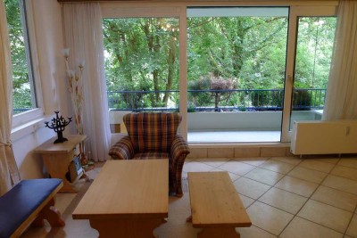 Sehr gepflegte 2-Zimmerwohnung incl. TG in ruhiger Lage im Ortskern von Pullach