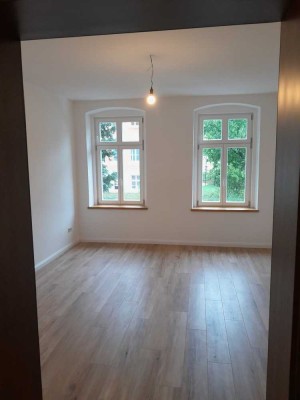 Attraktive 2,5-Zimmer-Wohnung mit gehobener Innenausstattung mit Balkon in Görlitz