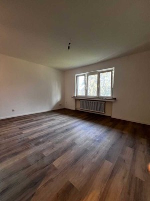 Erstbezug nach Sanierung - 1 Zimmer App. in Düsseldorf Lierenfeld *kein Balkon vorhanden