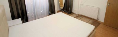 Stilvolle, modernisierte 1,5-Zimmer-Wohnung mit geh. Innenausstattung mit EBK in Biberach an der Riß