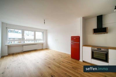 **MODERN & KERNSANIERT - 2 Zimmer Wohnung direkt am Hansaring in Köln**