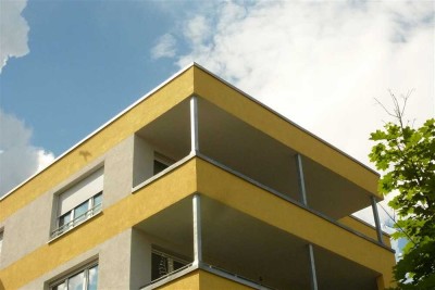 Freie, hochwertige 2-Zi-Whg in Rastatt, 3.OG, Lift, Balkon, große EBK, TGL-Bad, Keller, Tiefgarage