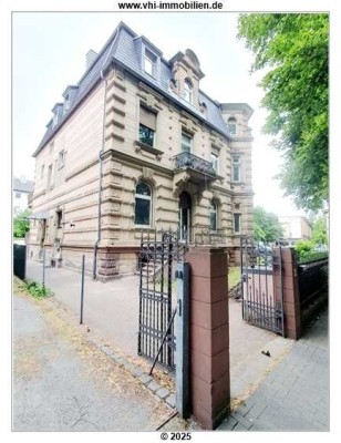 ***Ihr Traum von einer repräsentativen denkmalgeschützten Villa im Zentrum von Hanau wird wahr!!!***