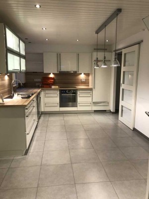 Modernisierte Wohnung mit sieben Zimmern in Waabs