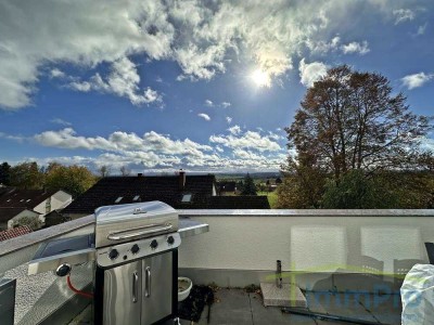 Moderne 4,5 Zimmer Dachgeschosswohnung mit großem Südbalkon