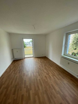 4 Zimmer Wohnung mit Balkon in Neutraubling