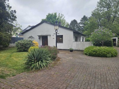 Charmantes Bungalow mit großem Garten in Bönningstedt – Haustiere erlaubt!