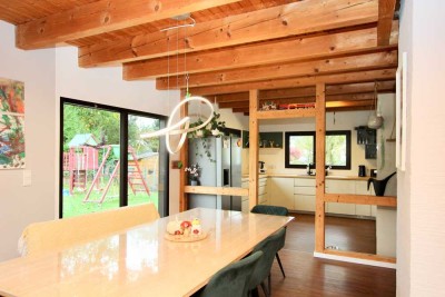 EINFAMILIENHAUS MIT EINLIEGERWOHNUNG - VIEL PLATZ FÜR FAMILIE UND NATURLIEBHABER !!!