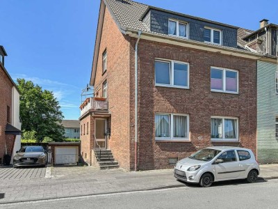 3-Familienhaus zur Eigennutzung oder Kapitalanlage im Dinslakener Blumenviertel