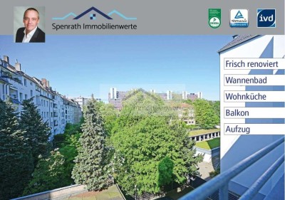 Großzügige Renovierte 3 Zimmer, Balkon, Wohnküche