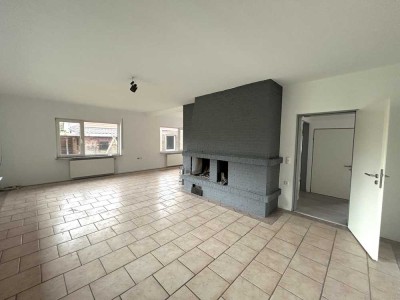 Großzügige 4-Zimmer Wohnung mit Garten in Augustfehn!