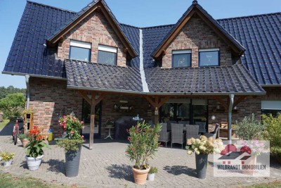 Großes und gepflegtes Haus in ruhiger Feldrandlage
