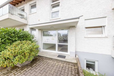 Gepflegte 2-Zimmer-Wohnung (Hochparterre) mit überdachtem Balkon / plus Stellplatz