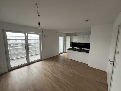 Charmante 2-Zimmer-Wohnung mit großem Balkon und EBK